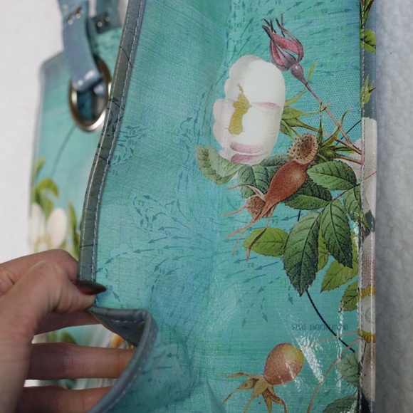 NWT Papaya Art The Future Belongs to Those Who Believe in The Beauty Luxe Tote - Picture 7 of 10